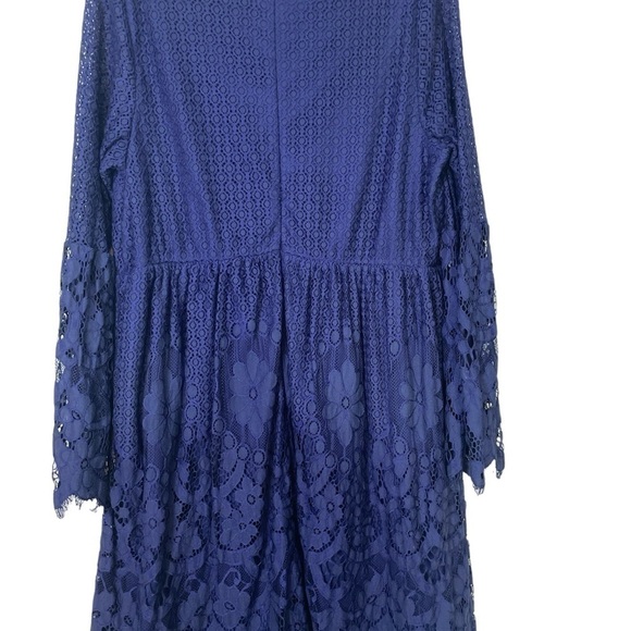 Lane Bryant Blue Lace Feminine Party Holiday Dress with Bell Sleeves Size 16 - Picture 12 of 16